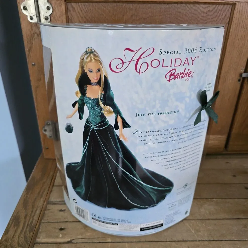 2004 Special Edition Mattel Holiday Barbie (04278) Blonde Green Dress
